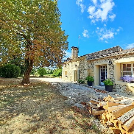 Bleu Raisin Bed & Breakfast Les Salles-de-Castillon Bagian luar foto